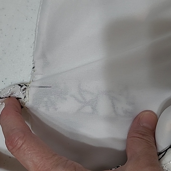 R & M Collection Black & White Ruffled sleeveless party dress size 16 - Picture 7 of 12